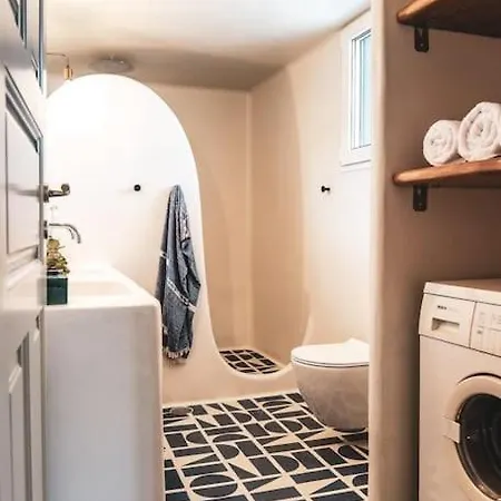 Laidback Luxe 3br Steps To Apartment