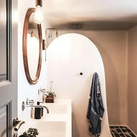 Apartment Laidback Luxe 3br Steps To Panormos (Tinos)