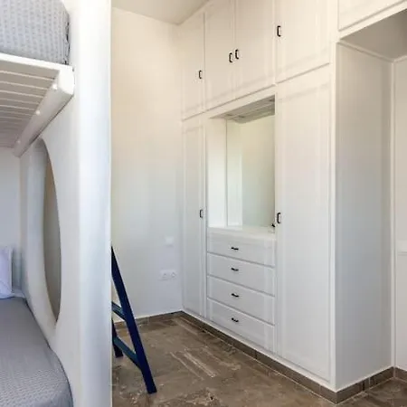 Laidback Luxe 3br Steps To Daire